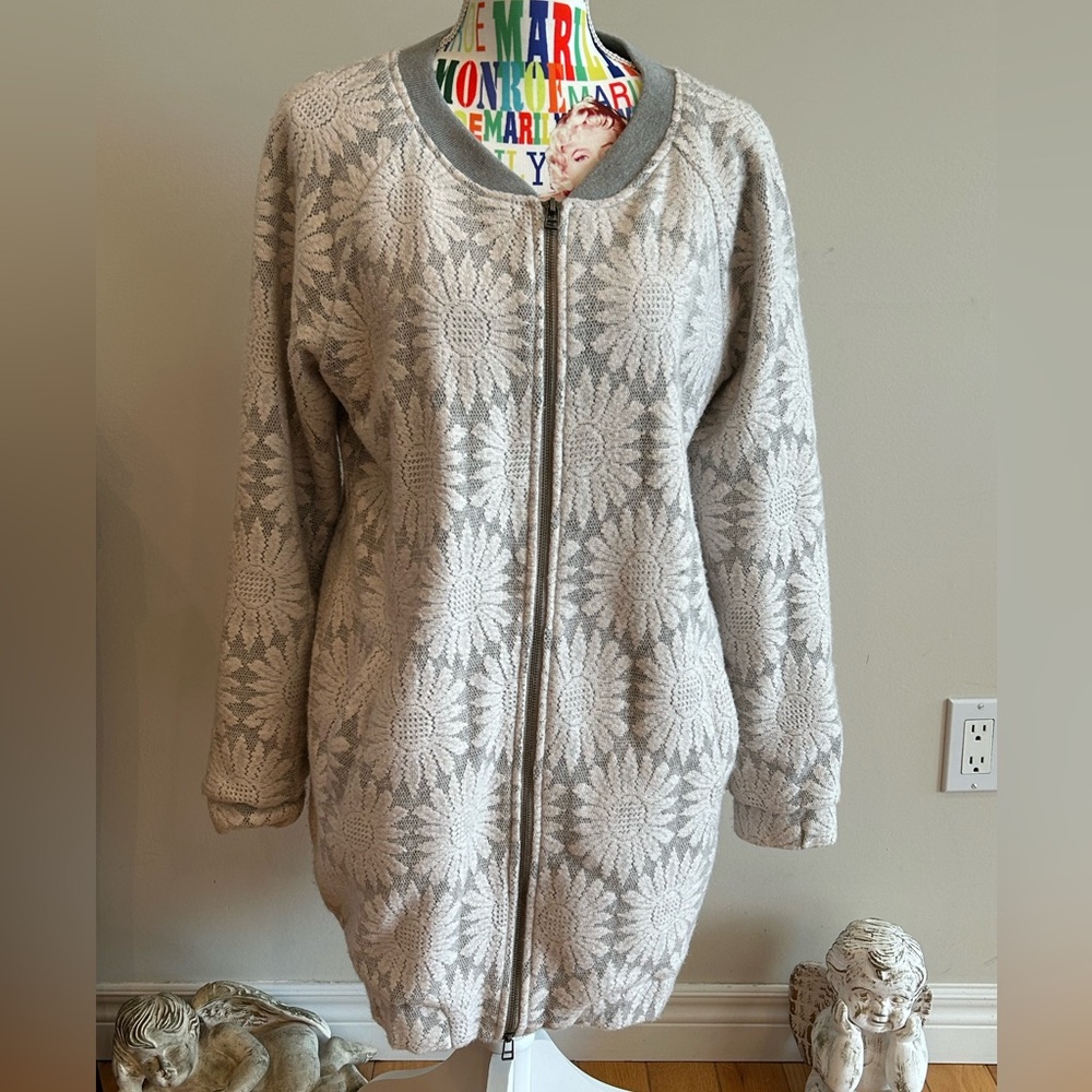 Floral Patterned Zip-Up Jacket by Numph.